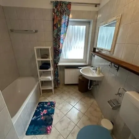 Apartamento Stilvolle Familienwohnung In Wörnsmühl